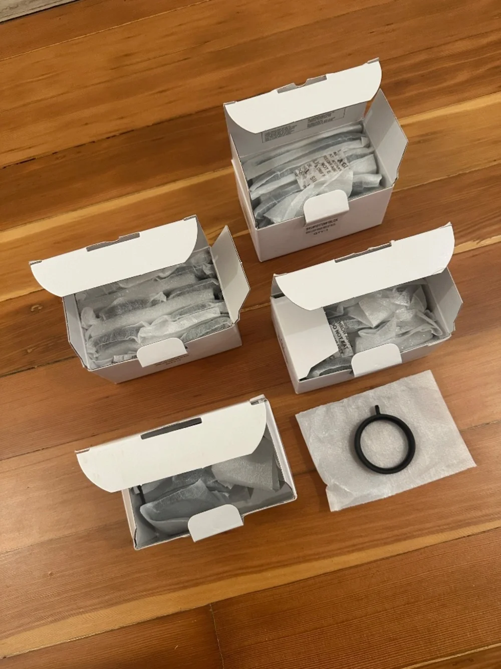 (4) boxes of RH Restoration Hardware medium loop rings in black. 7 loops/ box.